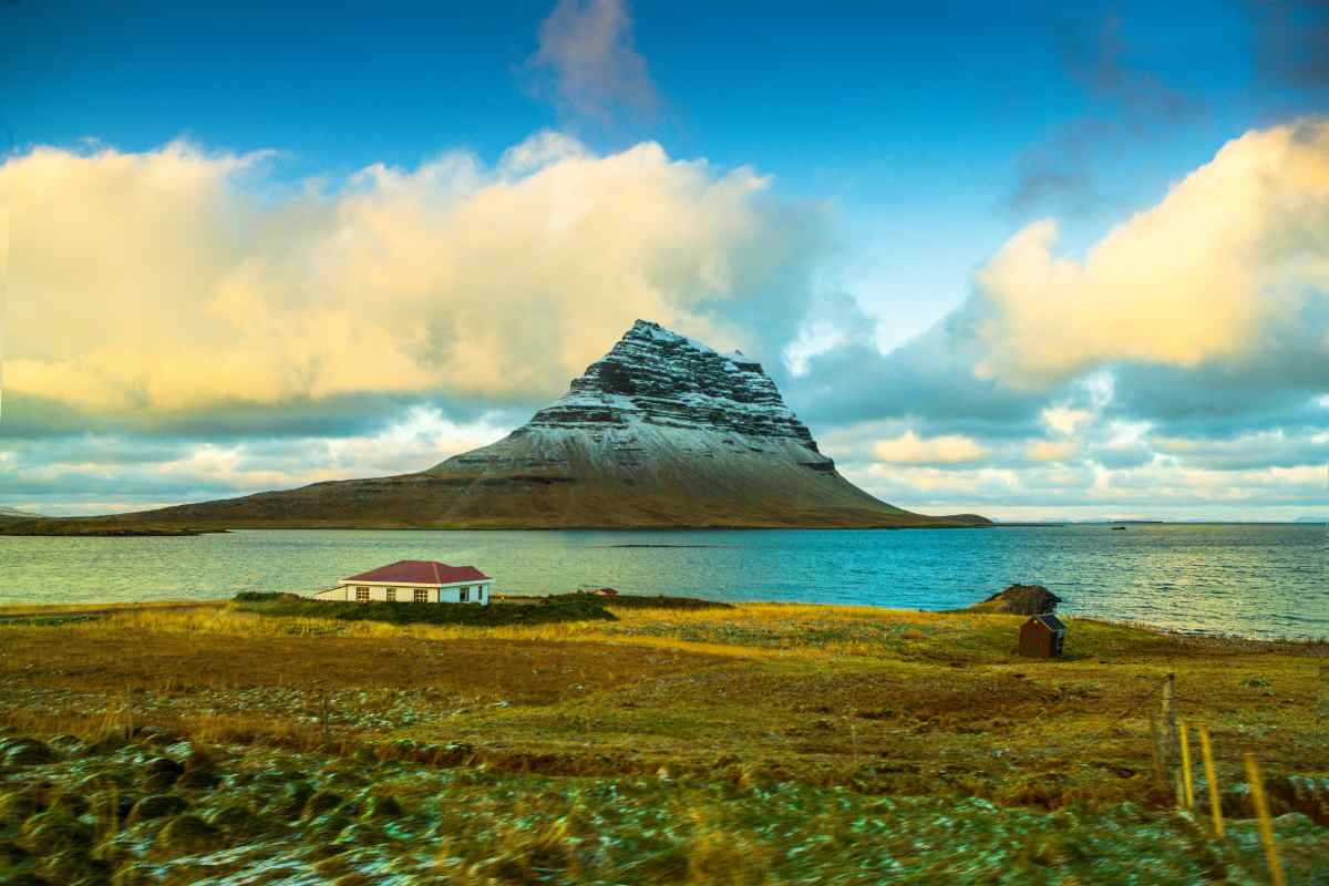 Kirkjufell Mountain