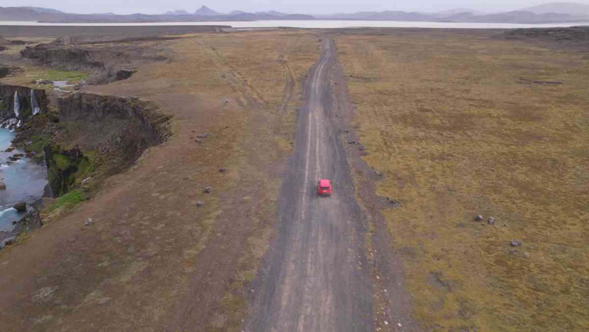 4x4 F-Road drive