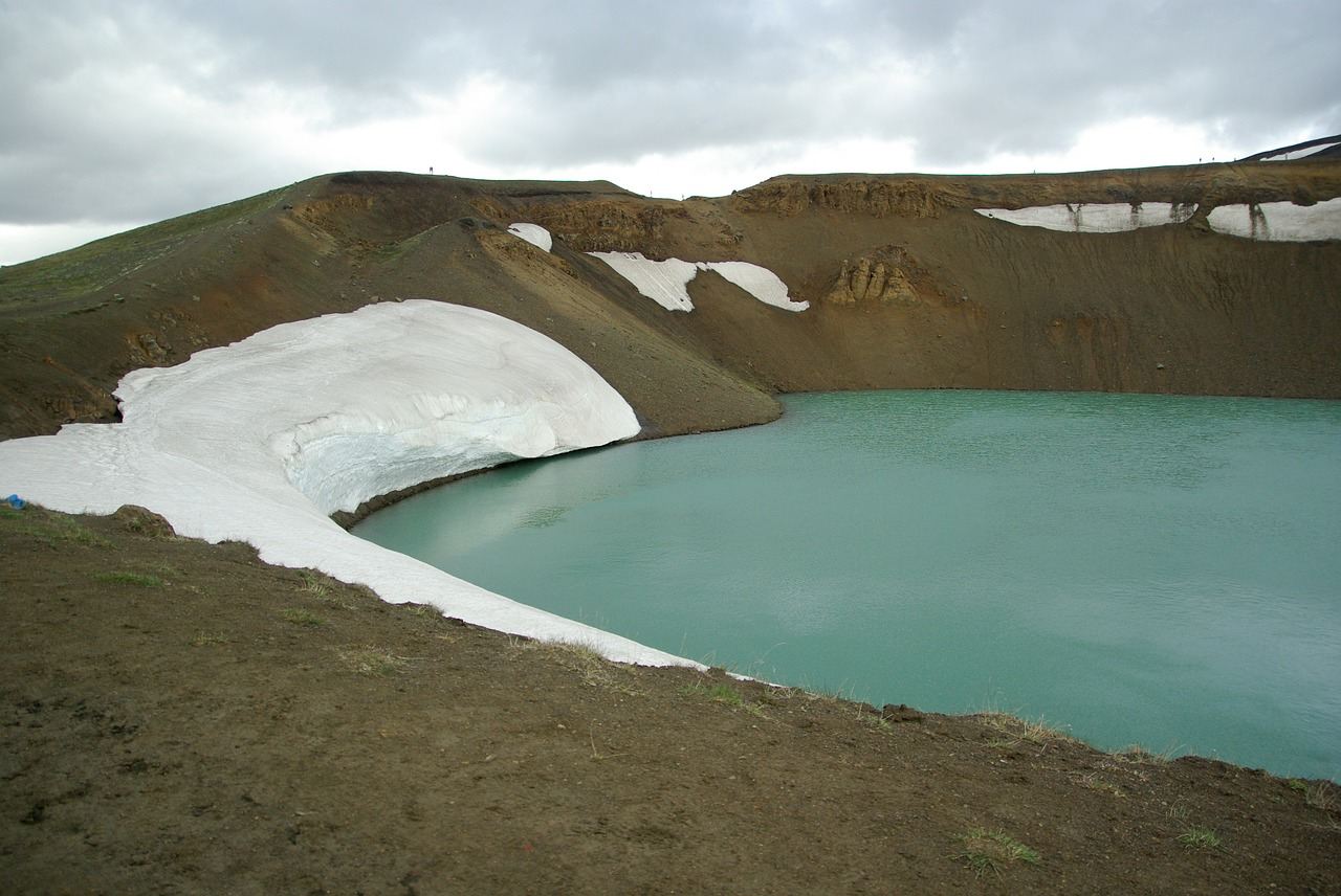 HerÃ°ubreiÃ° in winter