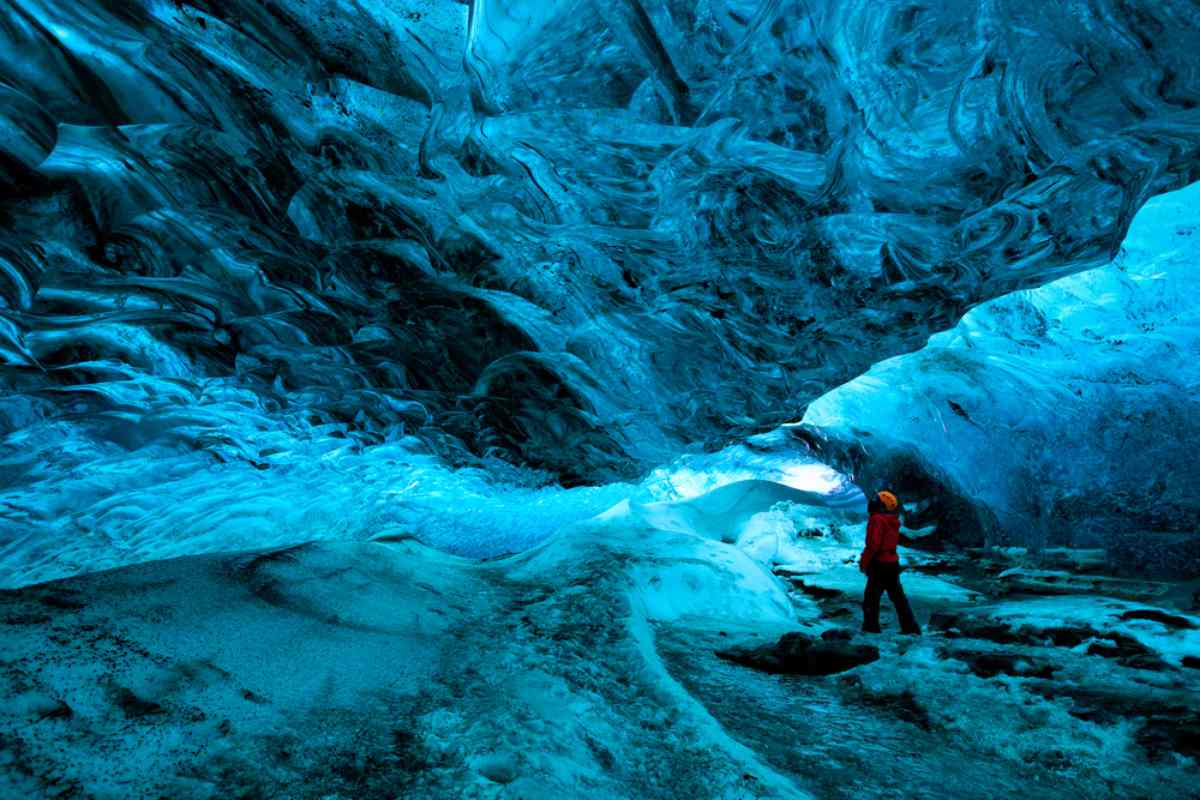 glacier caves of iceland