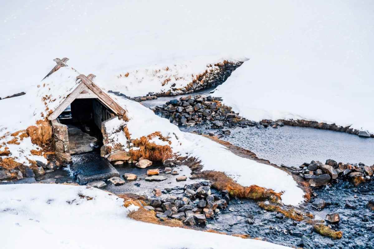 hrunalaug visit