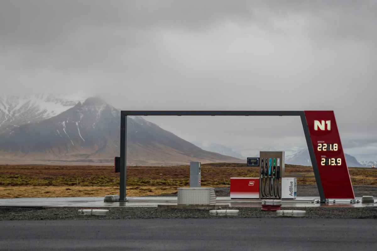 The importance of having a close gas station in Iceland A remote N1 gas station in Iceland set against misty mountains and cloudy winter skies.
