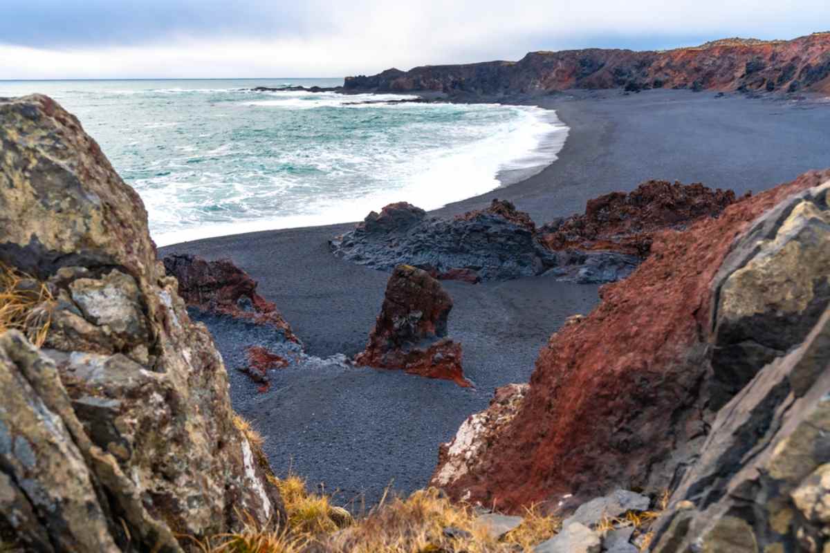 View from above of Djupalonssandur beach