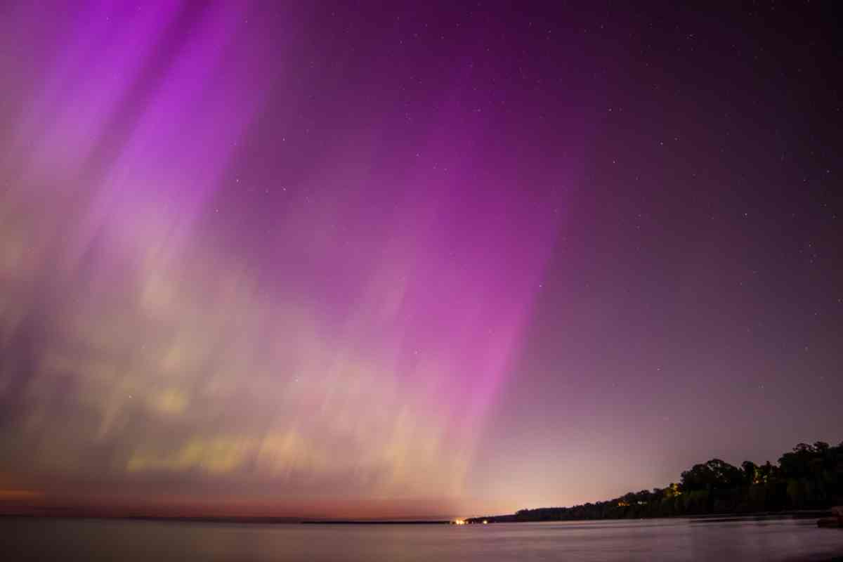 Purple and pink northern lights in Myvatn area