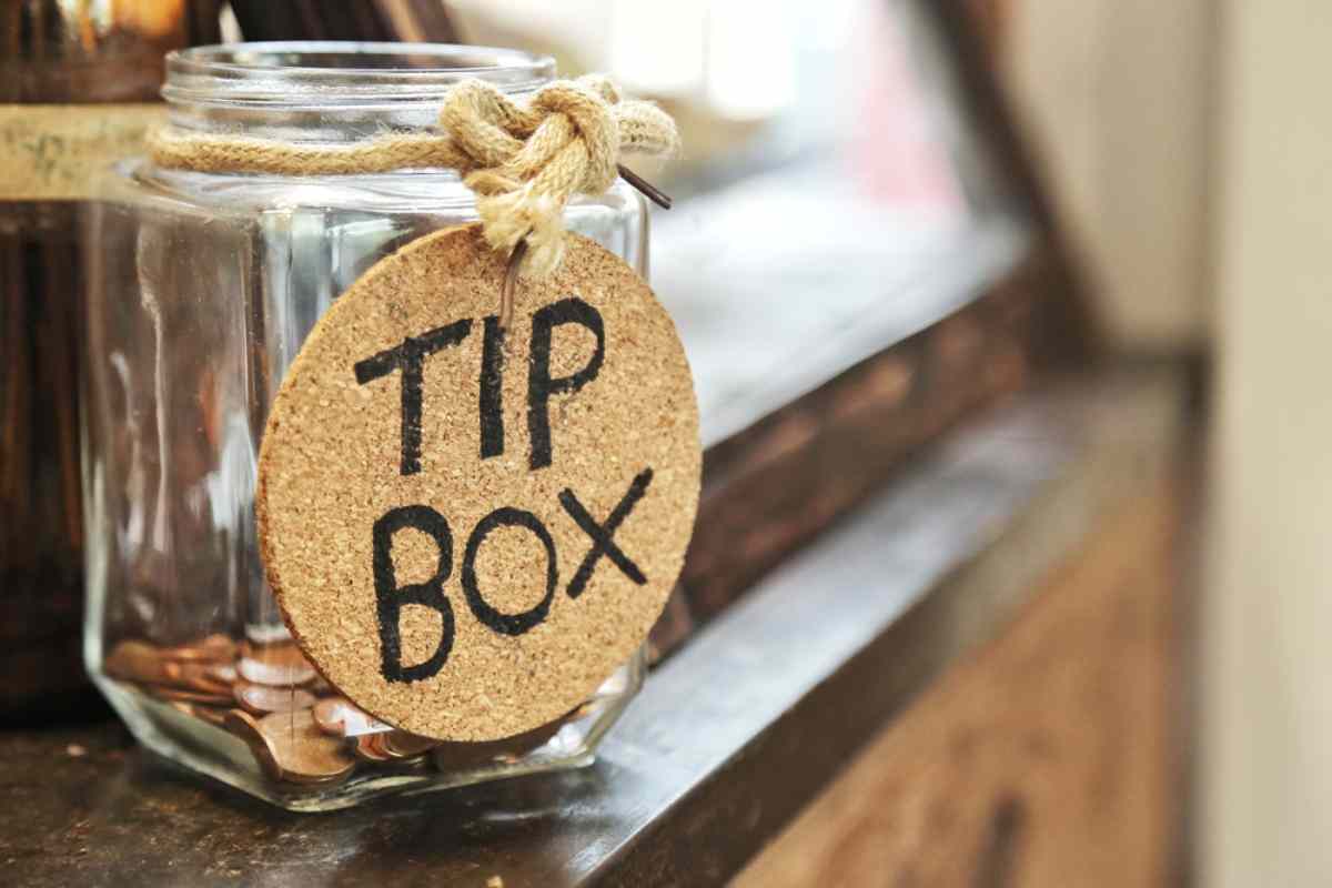 Tipping in restaurants